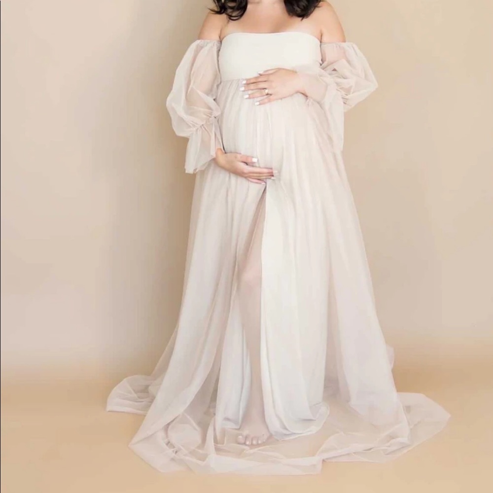 🚫Sold Anyuta couture Vienna gown (maternity)